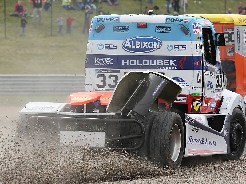 První závod ME tahačů Czech Truck Prix 2017 v neděli vyhrál Adam Lacko ze stáje Buggyra.