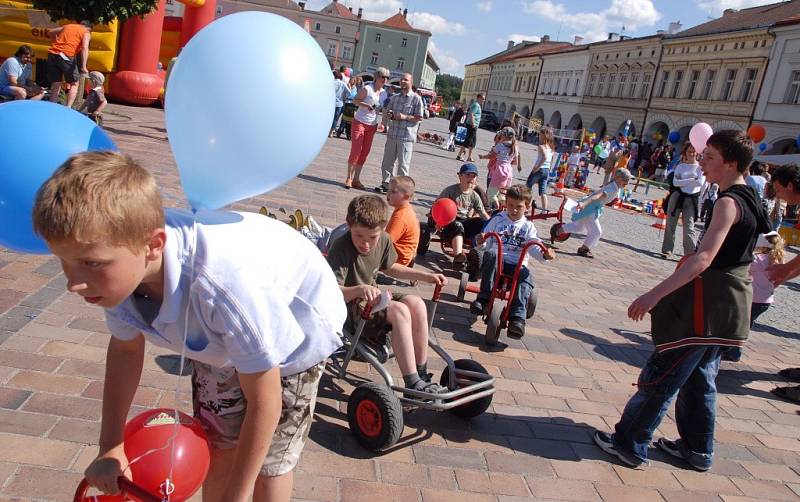 Kinderfest v Novém Městě nad Metují.