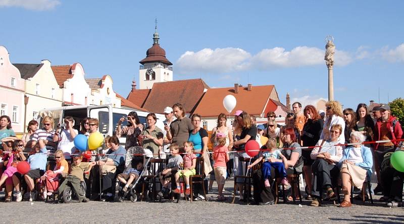 Kinderfest v Novém Městě nad Metují.