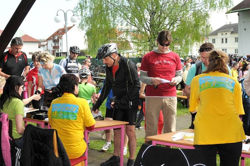 IX.ročník turistického pochodu a jízdy na kole „Poříčské toulky“.