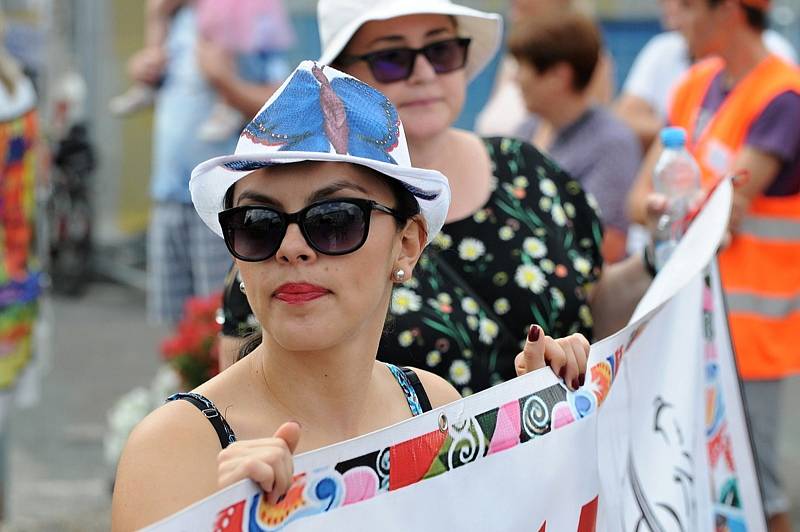 64. Mezinárodní folklorní festival v Červeném Kostelci.