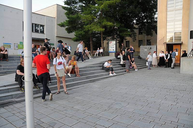 Nejstarší kontinuálně trvající divadelní festival na světě včera v podvečer začal psát svou 91. kapitolu.