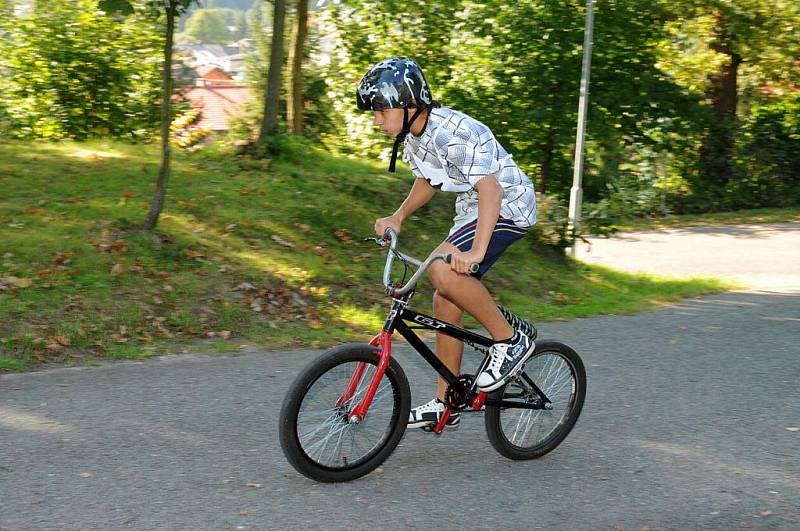 Cyklistické závody do vrchu.