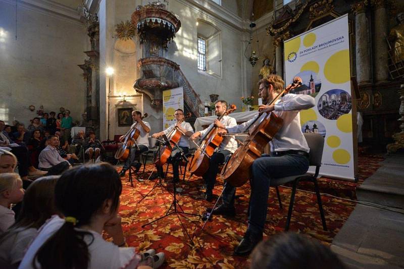 Sobota 25. srpna patřila souboru Prague Cello Quartet, který oslnil publikum v kostele sv. Jiří a