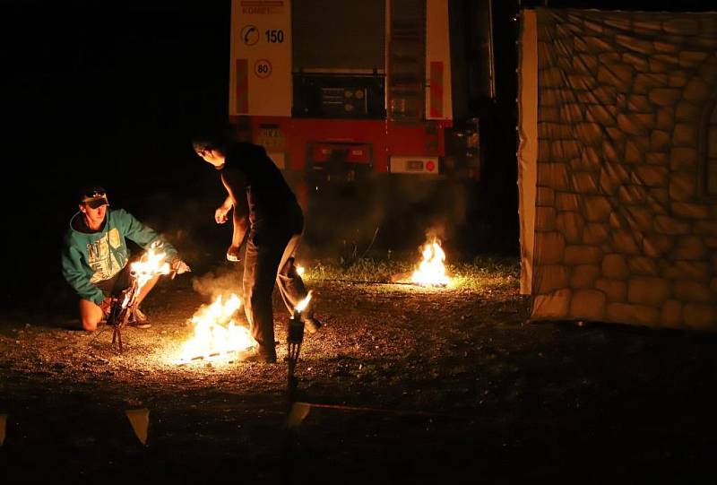 Historický spolek Antares a tanečnice potěšily svým vystoupením