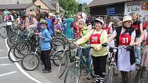 AKCE „TOUR DE TORPÉDO“ – cyklistické závody s nádechem recese – přilákala v sobotu odpoledne celkem 159 dospělých závodníků. Většina z nich byla oděna do dobového oblečení. 