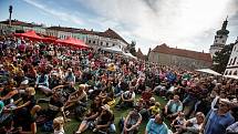 Festival české filmové komedie v Novém Městě nad Metují začal v sobotu 14. září koncertem Báry Basikové.