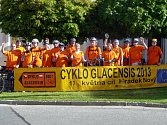 CYKLISTÉ, kteří včera odstartovali na Cyklo Glacensis z Nového Města nad Metují. 