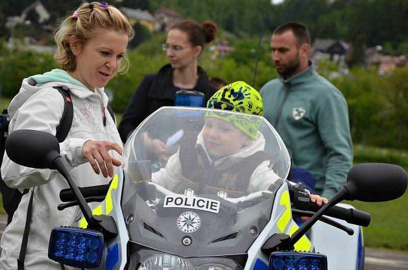 Den s policií v Náchodě.