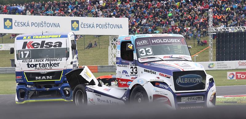 První závod ME tahačů Czech Truck Prix 2017 v neděli vyhrál Adam Lacko ze stáje Buggyra.