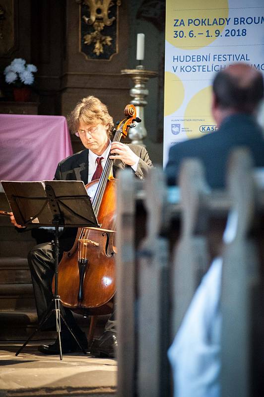 V božanovském kostele sv. Máří Magdalény odstartoval letní hudební festival klasické hudby Za poklady Broumovska. Foto: Jakub Šleis