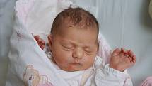 Veronika Czinová z Náchoda se narodila 1. listopadu 2019 v 9,28 hodin. Její míry byly 3945 gramů a 49 centimetrů. Šťastní rodiče se jmenují Bára Grundzová a Jakub Czina. Na sestřičku se těšili sourozenci Karolína Marková (4 roky) a Tomáš Marek (2 roky).