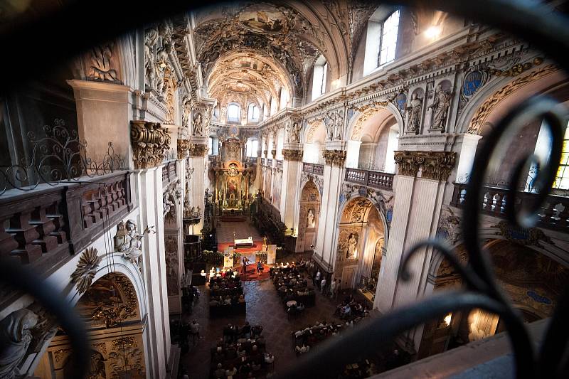 Třetí festivalové zastavení si přišlo vychutnat na 279 posluchačů z různých koutů republiky. Díky štědrosti festivalových návštěvníků se tentokrát v kasičkách, do nichž se vybírá dobrovolné vstupné, sešlo necelých dvacet tisíc korun.