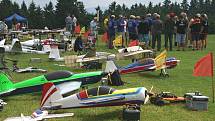 16. ročník modelářské air show rádiem řízených modelů letadel. 