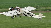 16. ročník modelářské air show rádiem řízených modelů letadel. 