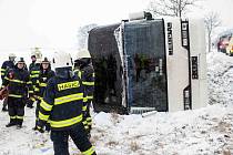 Havárie běloruského zájezdového autobusu s dětmi u Hořiček na Náchodsku.