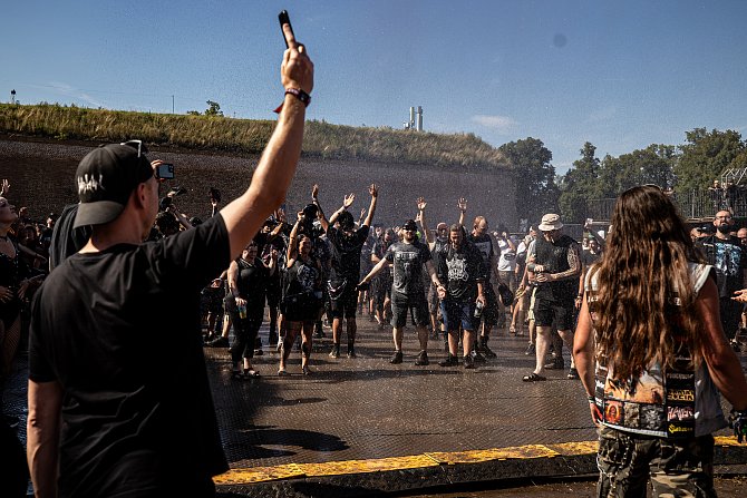 Metalový festival Brutal Assault nabízí kromě tvrdé muziky i ojedinělou atmosféru se zajímavou podívanou.