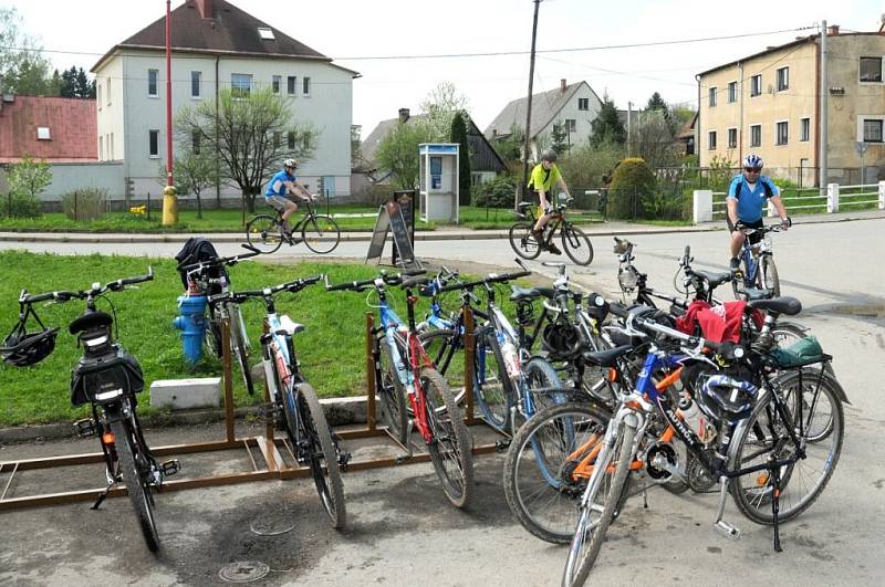 IX.ročník turistického pochodu a jízdy na kole „Poříčské toulky“.