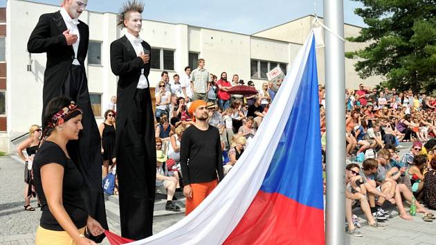 Zahájení 82. ročníku festivalu amatérského divadla Jiráskův Hronov.