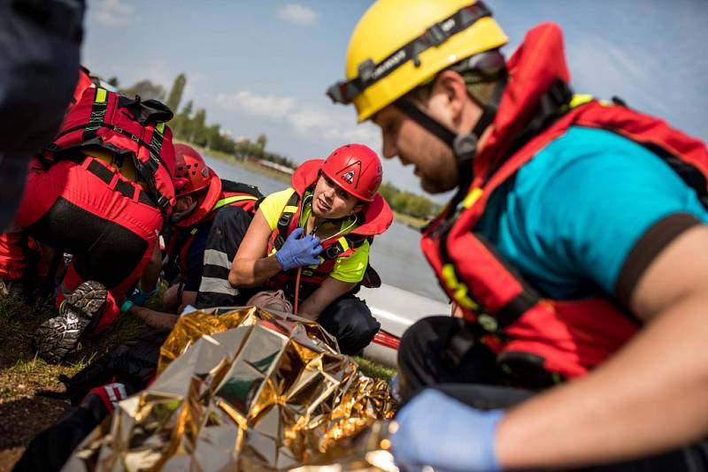 Cvičení Rozkoš Rescue.