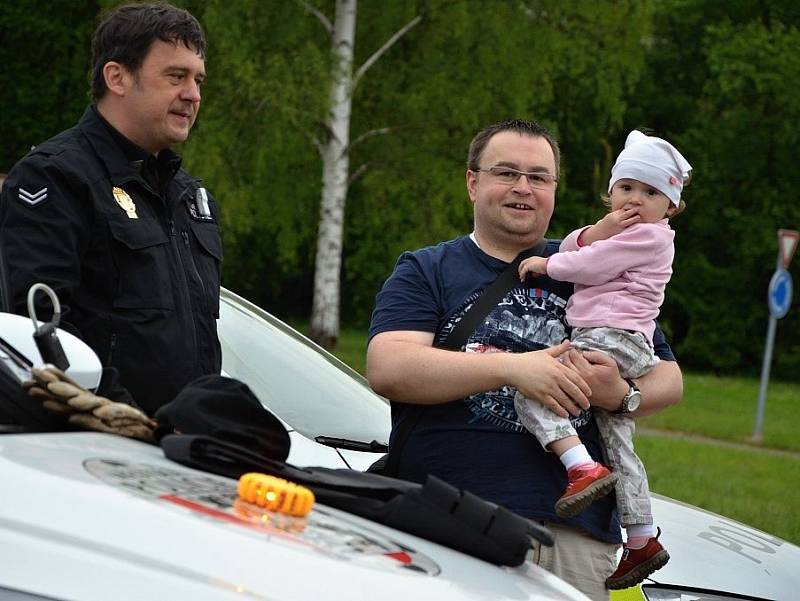 Den s policií v Náchodě.