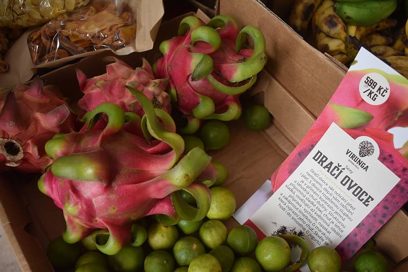 Exotické ovoce, které v síti marketů nenajdete, si získávají navzdory vyšší ceně sympatie stále většího počtu zákazníků.