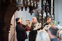 Hornový koncert si přišlo vyslechnut 273 posluchačů, kteří na dobrovolném vstupném přispěli částkou převyšující 23 tisíc korun.