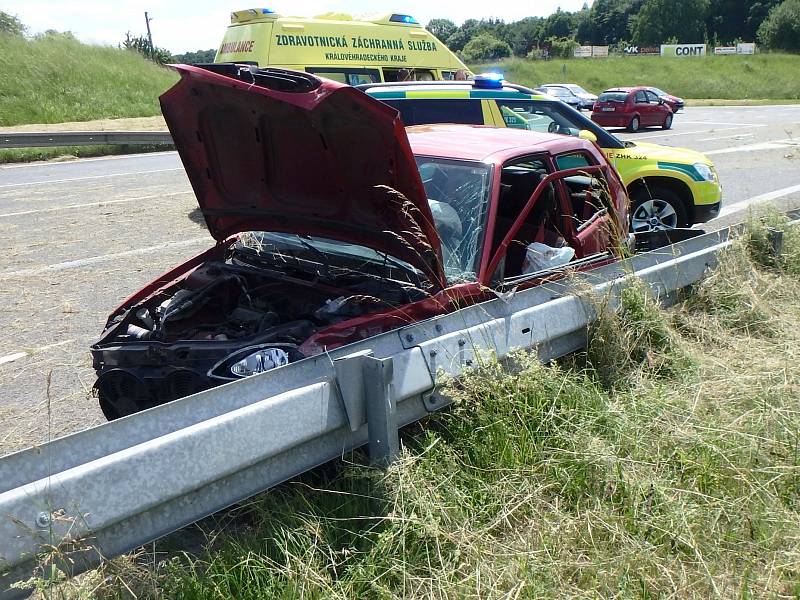 Střety na komunikacích si vyžádaly pět zraněných osob