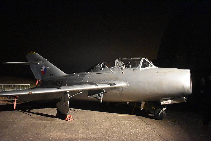 Limitovaná edice Prim MiG15 byla inspirována legendární stíhačkou, vyrobenou v Československu v 50. letech. Jsou to první Primky, na jejichž konstrukci se podíleli aktivní piloti proudových letadel.
