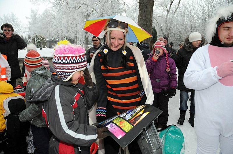 Sjezd na čemkoliv Na Prodance v Červeném Kostelci.