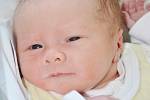 TADEÁŠ ANTOŠ se narodil 12. února 2015 v 9.26 hodin šťastným rodičům Vlaďce Špaňkové a Michalu Antošovi z Úpice. Po narození vážil 3090 g. 