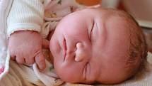 DENISA UNGROVÁ z Červeného Kostelce se narodila 10. května 2017 v 0.53 hodin. Její míry byly 3970 gramů a 51 centimetrů. Rodiče Kristina a Pavel Ungrovi mají doma ještě tříletou Nelinku.