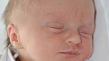 ZUZANA WICHOVÁ se narodila 4. dubna 2012 hodinu po půlnoci s váhou 2805 gramů a délkou 47 centimetrů. S rodiči Martinou a Markem bydlí v obci Lipí u Náchoda.   
