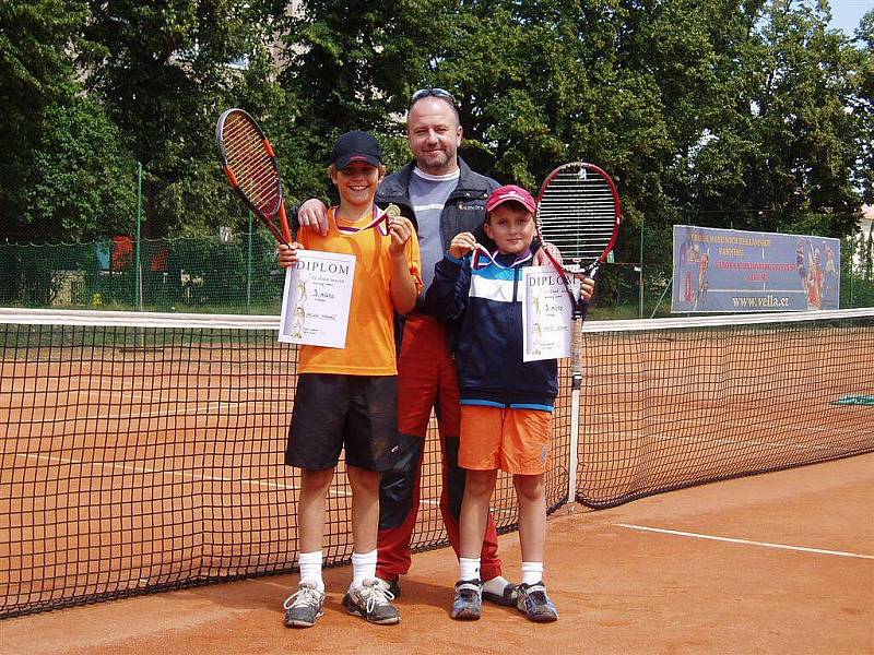 Celostátní tenisový turnaj Skalice Open ve dvouhrách a čtyřhrách žáků.