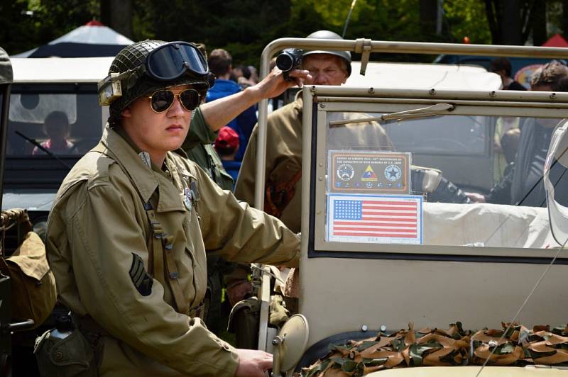 Ve Velichovkách si připomněli americkou misi