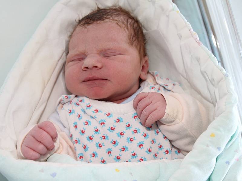 TOMÁŠ FULKA z Náchoda je prvním miminkem Simony Hánové a Tomáše Fulky. Klouček se narodil 26. října 2016 v 10.47 hodin, vážil 3575 gramů a měřil 50 centimetrů.