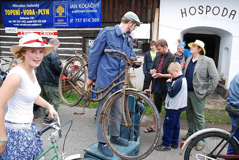 Cyklistické závody v Nízké Srbské.