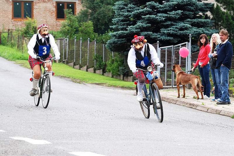 Cyklistické závody v Nízké Srbské.