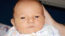 JIŘÍ HANUŠ se narodil 22. září 2013 ve 23:07 hodin s váhou 3990 g a délkou 51 cm. S rodiči Danou a Jiřím mají domov v Červeném Kostelci - Olešnici.