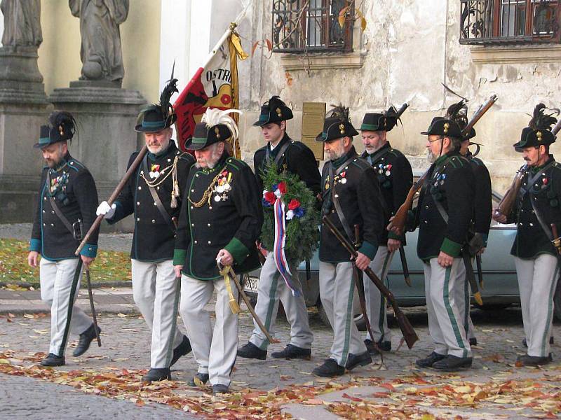 28. říjen v Polici nad Metují.