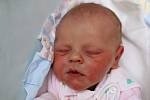LAURA ISABEL ANDĚLOVÁ je z Broumova. Holčička se narodila 6. února 2018 v 15,08 hodin, vážila 3520 g a měřila 50 cm. Rodiče Petra Andělová a Pavel Weiss mají doma ještě tříletou Adélku.