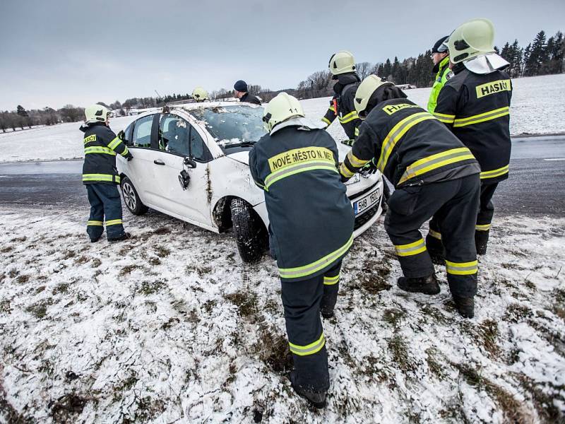 Nehoda na silnici za Krčínem ve směru na Bohuslavice nad Metují