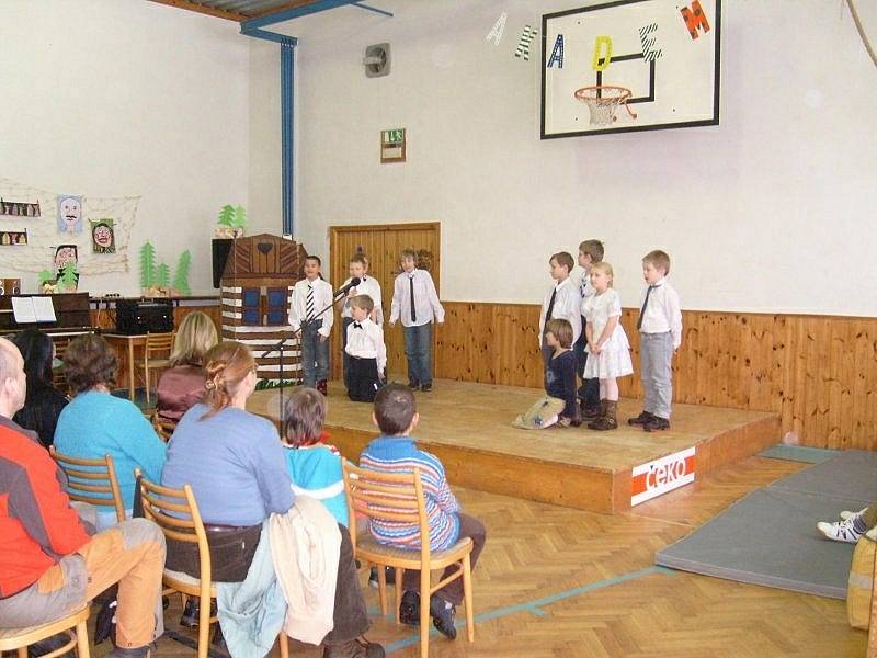 Žáci martínkovické ZŠ předvedli své dovednosti při Školní akademii.