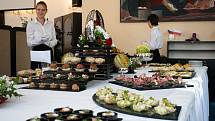 Místní Střední škola hotelnictví, řemesel a gastronomie se stala na tři dny centrem mezinárodního gastronomického umění. Konal se zde totiž druhý workshop s podtitulem „Krkonošská kuchyně“.
