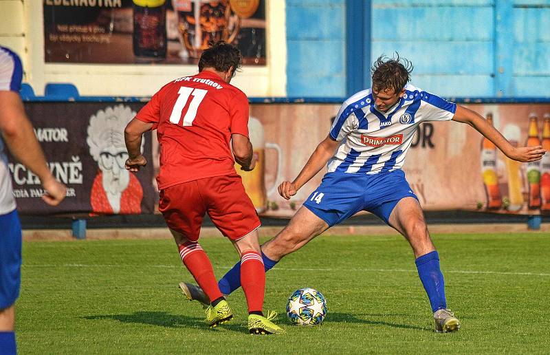 Náchod ve středečním duelu porazil Trutnov 4:2.