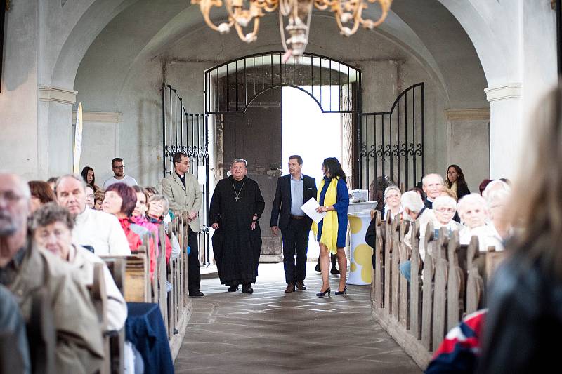 V božanovském kostele sv. Máří Magdalény odstartoval letní hudební festival klasické hudby Za poklady Broumovska. Foto: Jakub Šleis