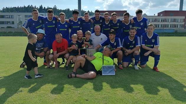 Fotbalisté Velké Jesenice ovládli Pohár předsedy OFS.