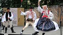 Mezinárodní folklorní festival v Červeném Kostelci.