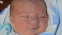 JAN OPĚLA se narodil 2. května 2013 v 5:19 hodin s váhou 3980 gramů a délkou 51 centimetrů. Rodiče Jitka Majchráková a Jan Opěla, a pětiletý bráška Kubík, bydlí společně s miminkem v Jaroměři. 