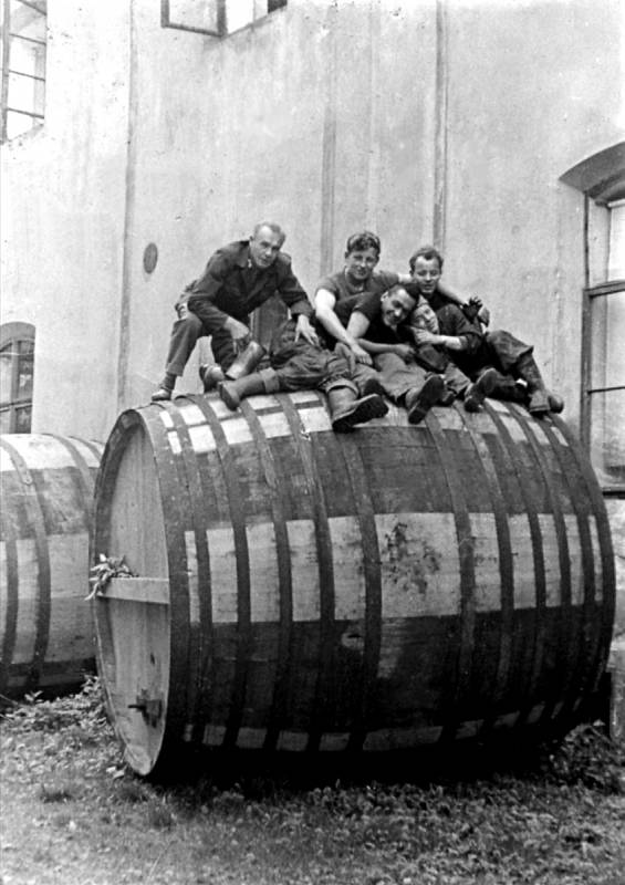 Dřevěný ležácký sud – v pivovaru se používaly do 70. let.